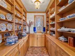 4 Willow Road, Weston MA 02493