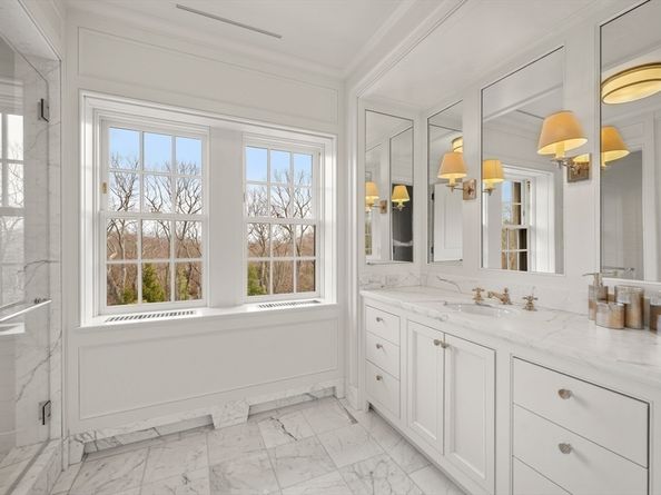 4 Willow Road, Weston MA 02493
