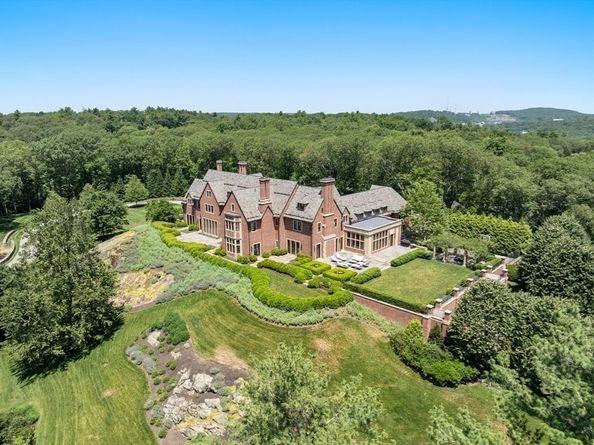 4 Willow Road, Weston MA 02493