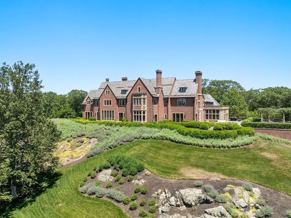4 Willow Road, Weston MA 02493