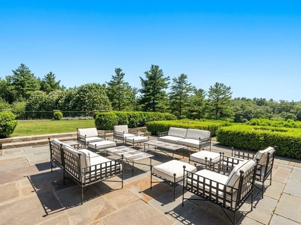 4 Willow Road, Weston MA 02493