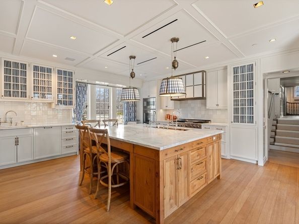 4 Willow Road, Weston MA 02493