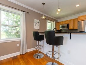 27-29 Commonwealth Avenue 5, Newton MA 02467