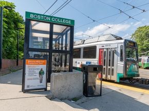 27-29 Commonwealth Avenue 5, Newton MA 02467