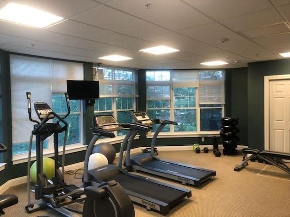 27-29 Commonwealth Avenue 5, Newton MA 02467