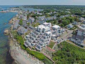 40 Oceanside Dr 40, Hull MA 02045