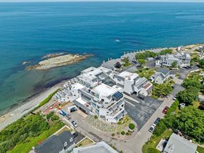 40 Oceanside Dr 40, Hull MA 02045