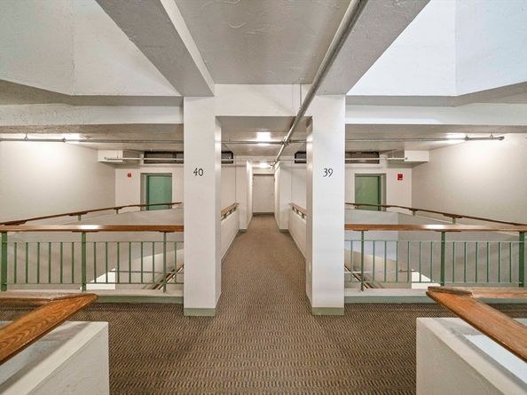 40 Oceanside Dr 40, Hull MA 02045