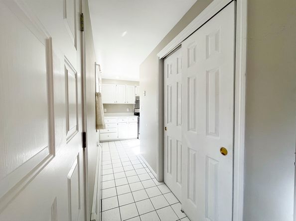 11 Fernwood St 11, North Andover MA 01845