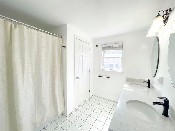 11 Fernwood St 11, North Andover MA 01845
