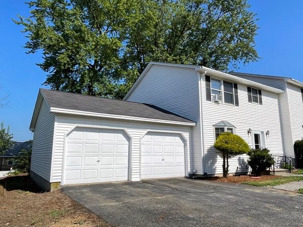 11 Fernwood St 11, North Andover MA 01845
