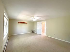 11 Fernwood St 11, North Andover MA 01845