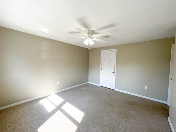 11 Fernwood St 11, North Andover MA 01845