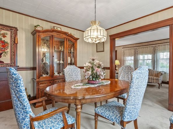 33 Woodleigh Rd, Watertown MA 02472