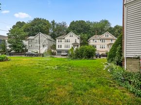 33 Woodleigh Rd, Watertown MA 02472