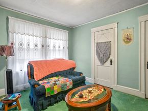 33 Woodleigh Rd, Watertown MA 02472