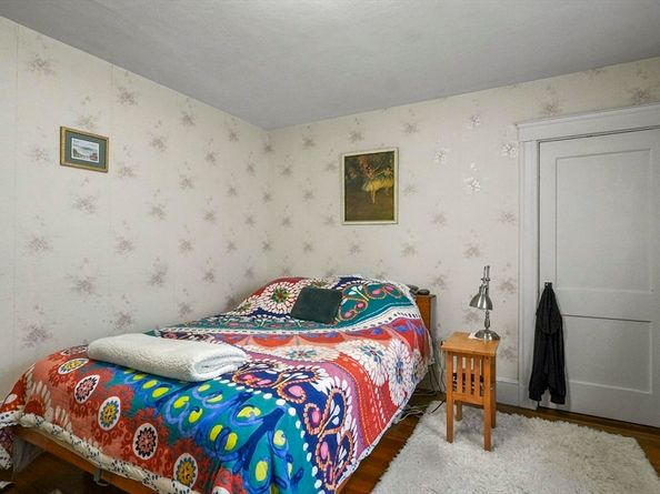 33 Woodleigh Rd, Watertown MA 02472