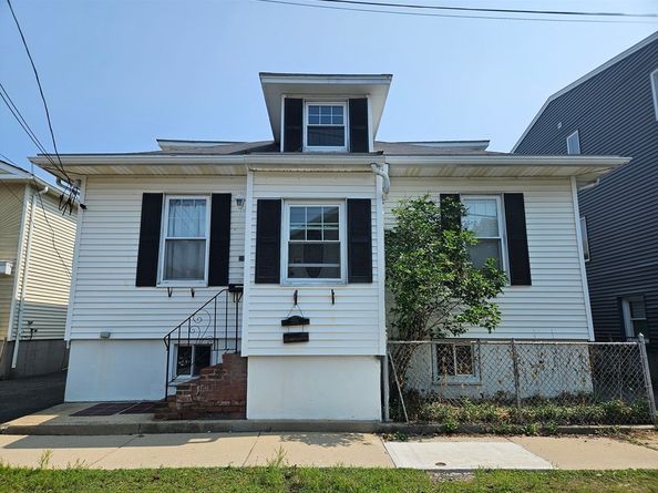 58 Bateman Ave, Revere MA 02151