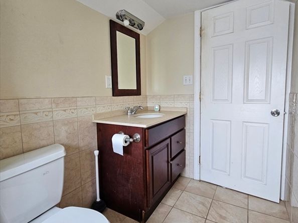 58 Bateman Ave, Revere MA 02151