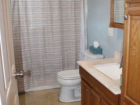 176 Mechanic St, Marlborough MA 01752
