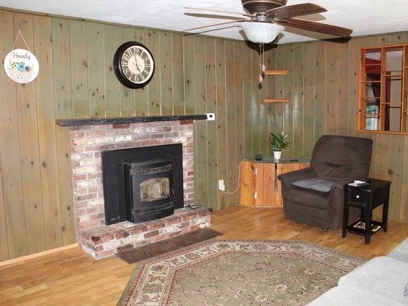176 Mechanic St, Marlborough MA 01752