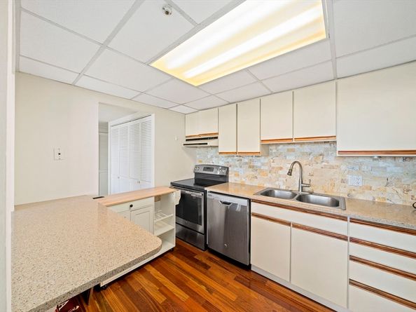 73 Broad Reach T123C, Weymouth MA 02191