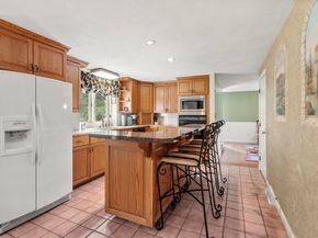 23 Williams Dr, Carver MA 02330