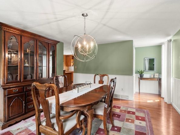 23 Williams Dr, Carver MA 02330