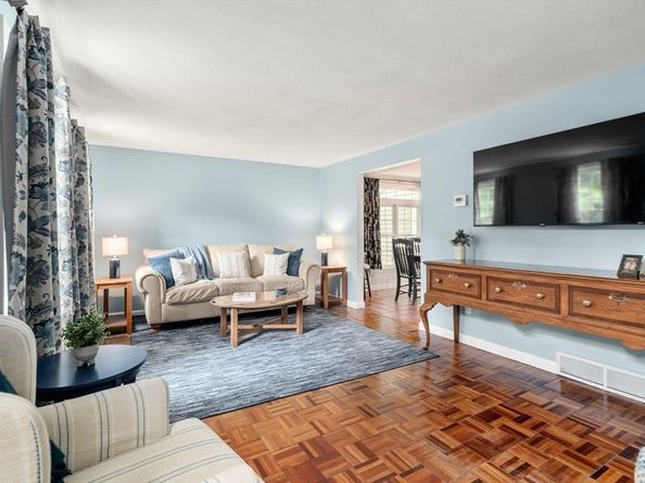 23 Williams Dr, Carver MA 02330