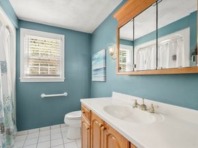 23 Williams Dr, Carver MA 02330