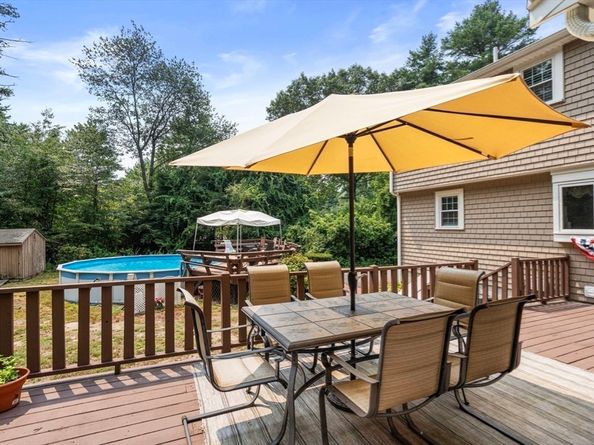 23 Williams Dr, Carver MA 02330