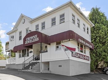 12 Lindell Ave