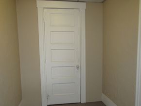 12 Lindell Ave, Leominster MA 01453