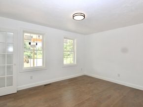 2 Tupelo Dr, Brookfield MA 01506