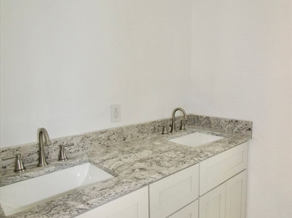 2 Tupelo Dr, Brookfield MA 01506
