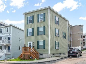 20 Woodford St