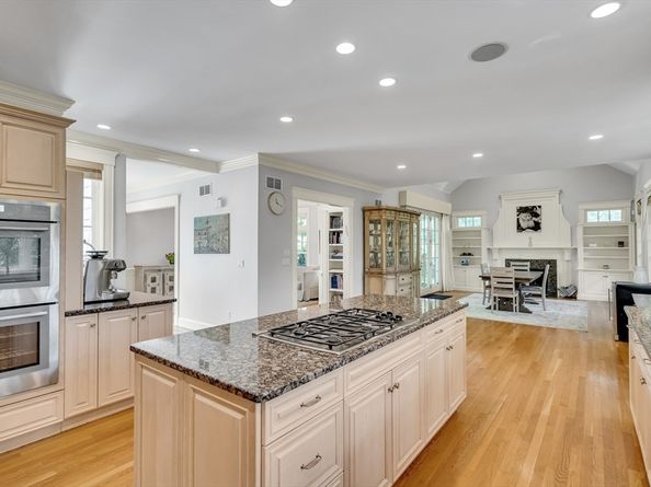 3A Nowers Road, Lexington MA 02420