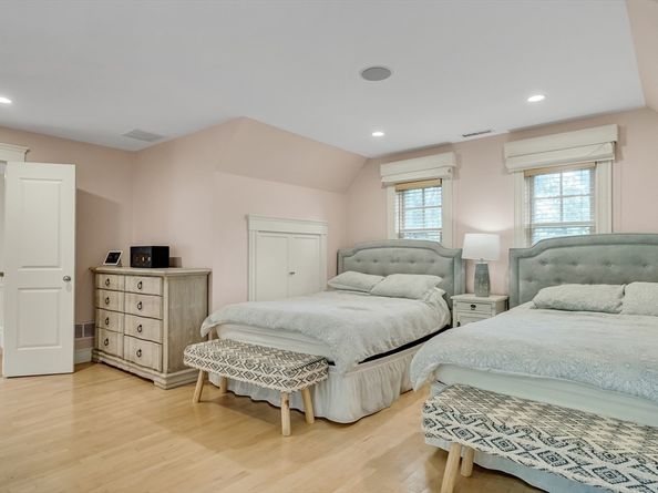3A Nowers Road, Lexington MA 02420