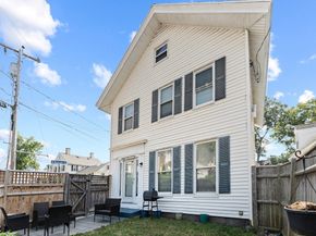 9 Sanford St, Medway MA 02053