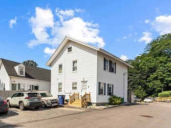 9 Sanford St