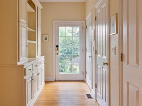 21 Hearthstone Road, Hopkinton MA 01748