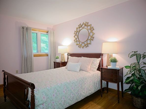 4 French St, Billerica MA 01821