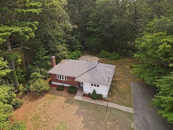 4 French St, Billerica MA 01821