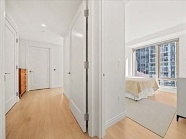 133 Seaport Blvd 1017, Boston MA 02210