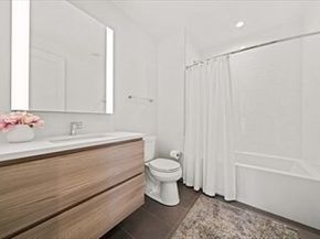133 Seaport Blvd 1017, Boston MA 02210