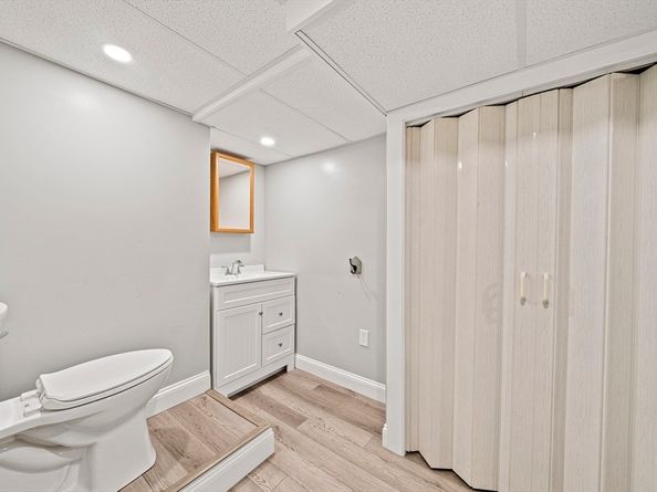51 Hatch St, Marshfield MA 02050