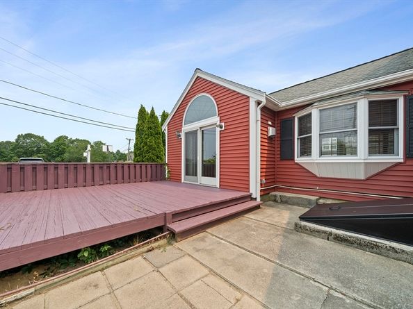 51 Hatch St, Marshfield MA 02050