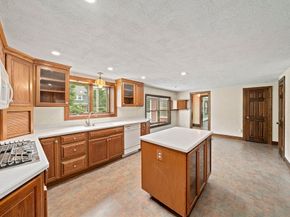51 Hatch St, Marshfield MA 02050