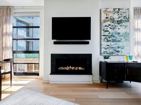 580 Washington St 1402, Boston MA 02111