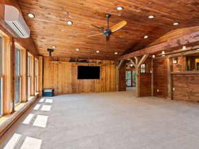 25 Maple Ave, Oxford MA 01537